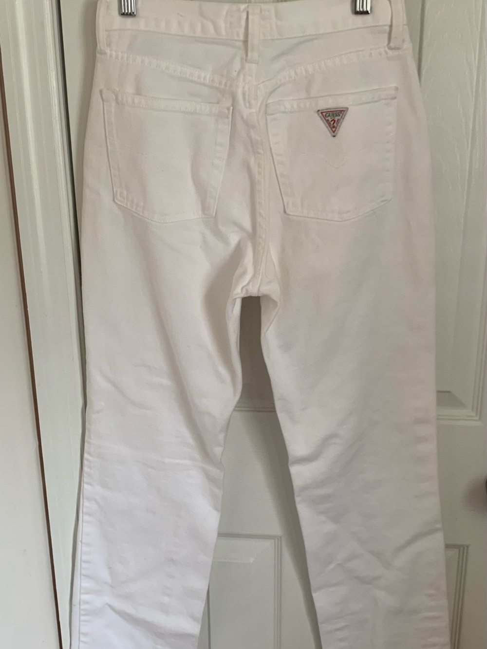 GUESS Women’s Straight White Jeans 100% Cotton Denim Light Wash 5-Pocket